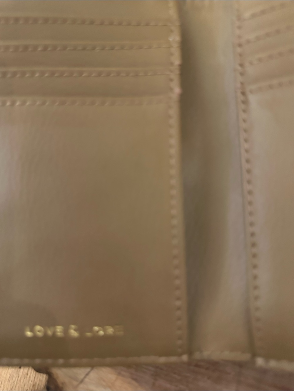 Love & Lore - Floral Brown Key & Card Holder with Gold-Tone Hardware - Picture 13 of 15